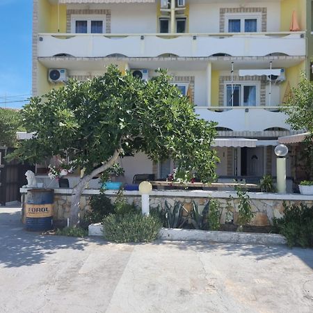 Apartmani Alen Dinjiška Εξωτερικό φωτογραφία